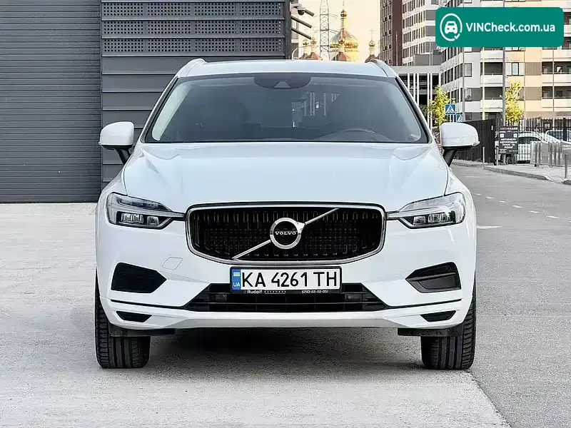 Volvo XC60 2019, фото з оголошення 2 з 20, VIN LYVUZAKVDLB501195