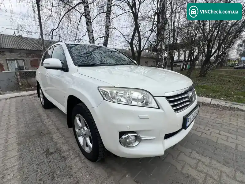 Toyota RAV4 2011, фото з оголошення 2 з 21, VIN JTMBE31V30D067397