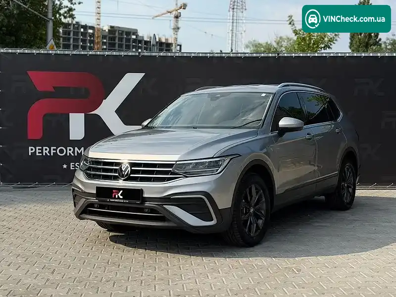 Volkswagen Tiguan 2022, фото з оголошення 1 з 20, VIN 3VV2B7AX5PM033561