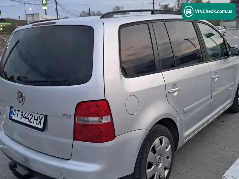 Volkswagen Touran 2005, фото з оголошення 2 з 19, VIN WVGZZZ1TZ5W170376
