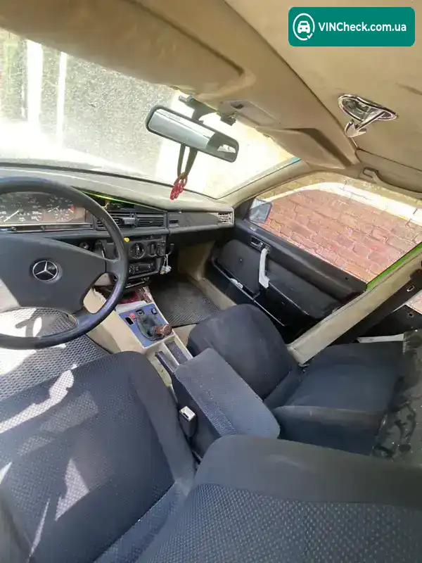 Mercedes-Benz 190 1985, фото з оголошення 2 з 7, VIN WDB2010241F067535