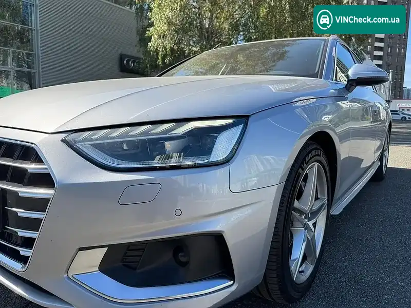 Audi A4 2019, фото з оголошення 2 з 20, VIN WAUZZZF42LA031709