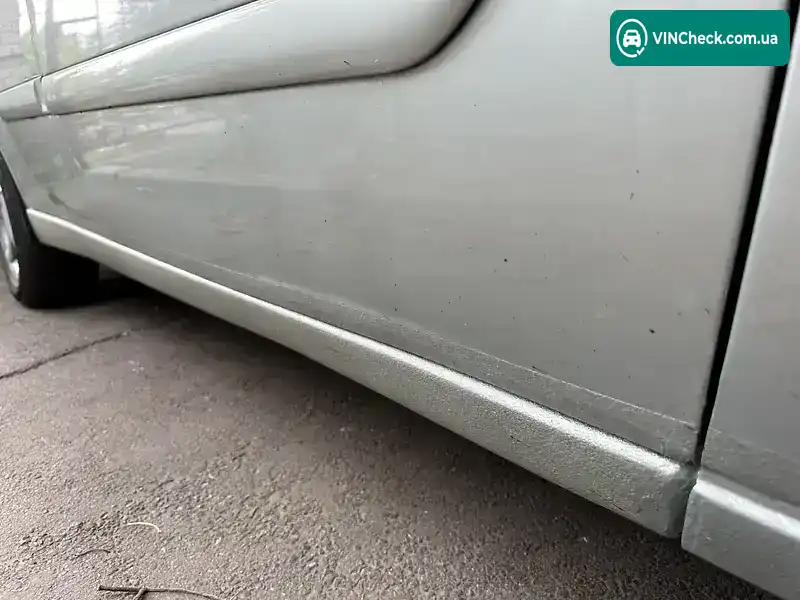 Ford Focus 2004, фото з оголошення 2 з 20, VIN WF0FXXWPDF4B80715