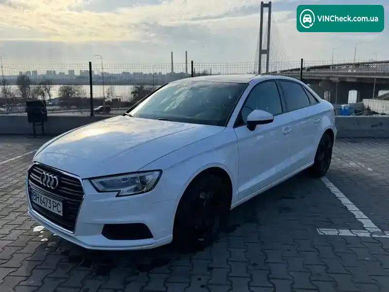 Audi A3 2017, фото з оголошення 1 з 21, VIN WAUAUGFF0H1069870