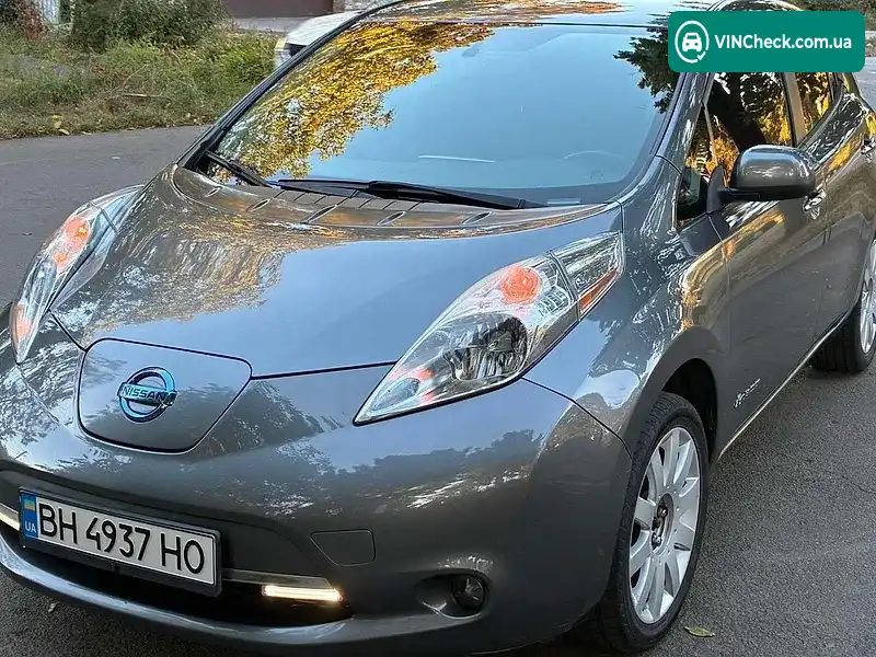 Nissan Leaf 2015, фото з оголошення 2 з 20, VIN 1N4AZ0CPXFC321673