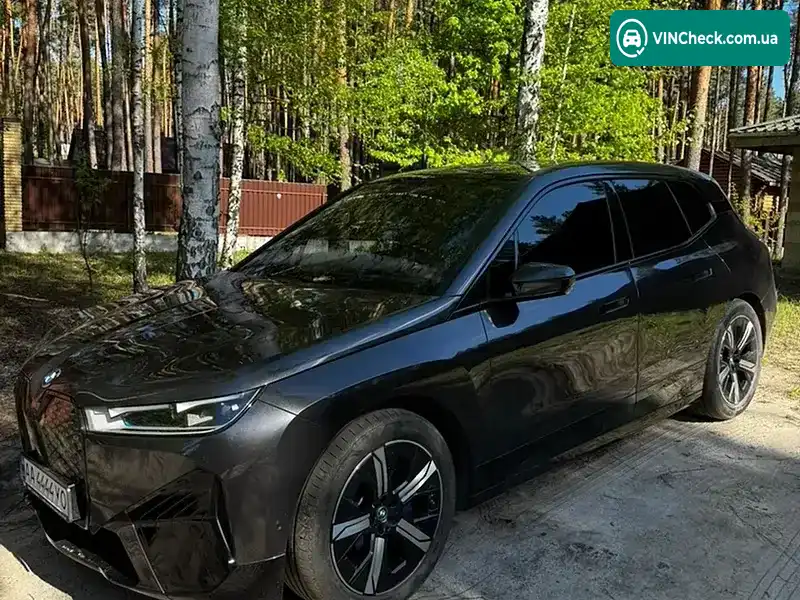 BMW iX 2022, фото з оголошення 2 з 12, VIN WBY11CF08NCK60905