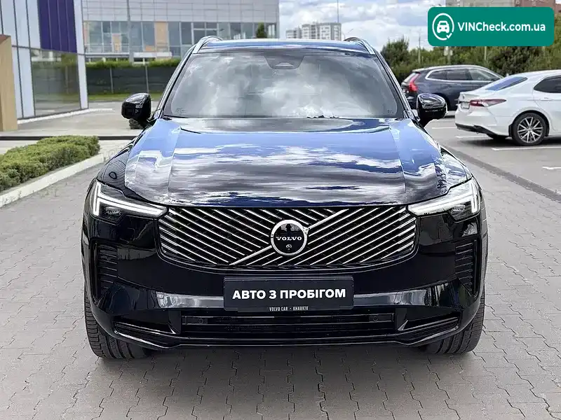 Volvo XC90 2026, фото з оголошення 2 з 20, VIN YV1LFM1V8T1516516