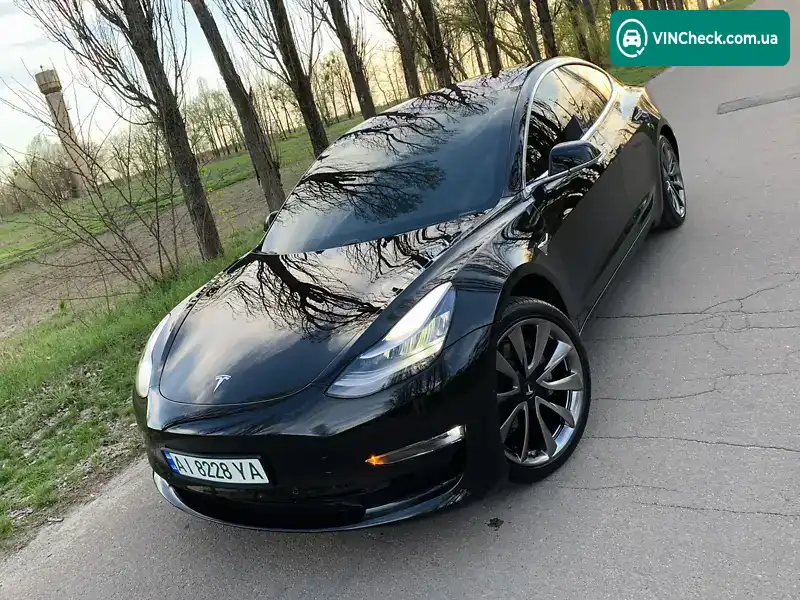 Tesla Model 3 2019, фото з оголошення 1 з 20, VIN 5YJ3E1EA6KF190137