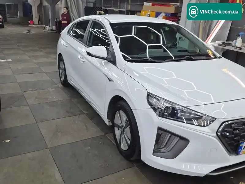Hyundai Ioniq 2021, фото з оголошення 2 з 16, VIN KMHC65LC7NU277724
