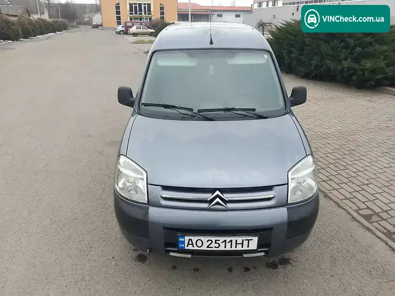 Citroen Berlingo 2005, фото з оголошення 2 з 17, VIN VF7GJKFWC93299438