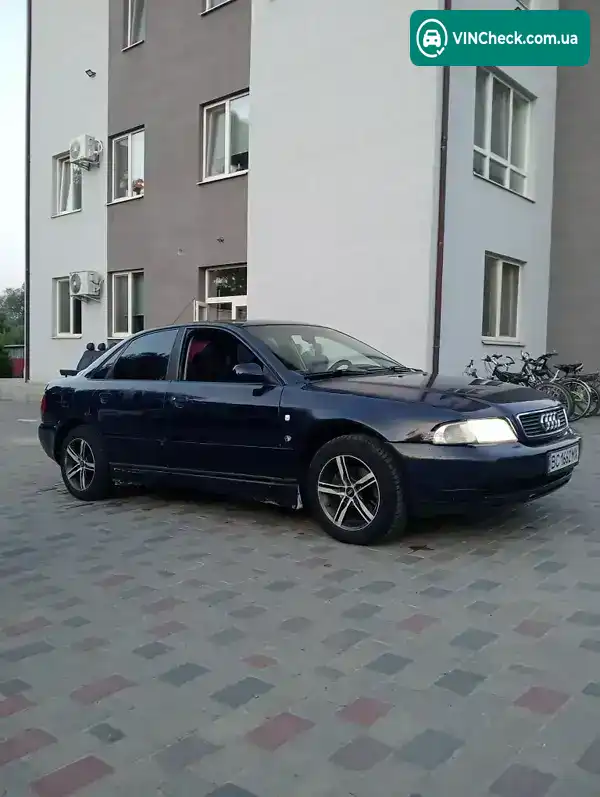 Audi A4 1996, фото з оголошення 1 з 4, VIN WAUZZZ8DZVA095143