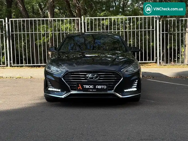 Hyundai Sonata 2018, фото з оголошення 2 з 20, VIN 5NPE24AF9JH705734