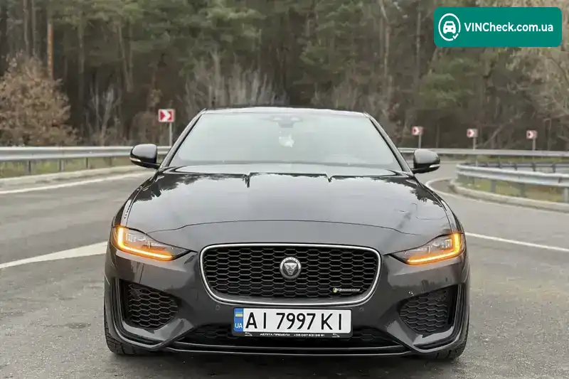 Jaguar XE 2020, фото з оголошення 1 з 9, VIN SAJAB4BXXLCP64913