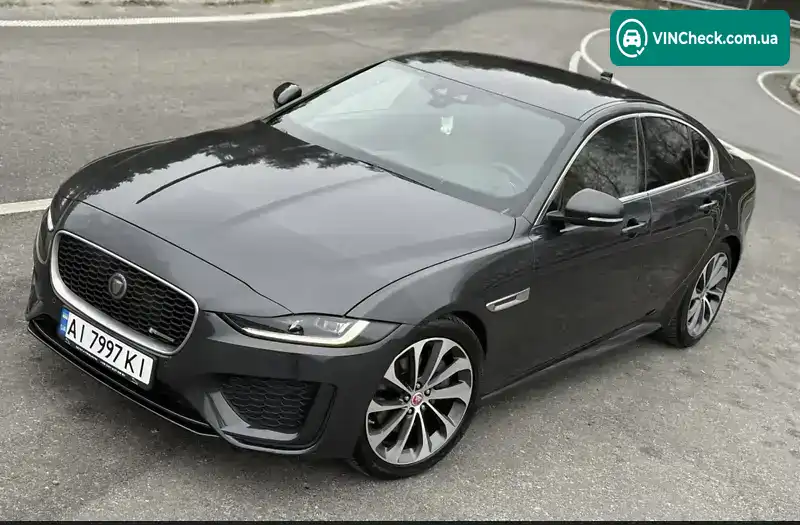 Jaguar XE 2020, фото з оголошення 2 з 9, VIN SAJAB4BXXLCP64913