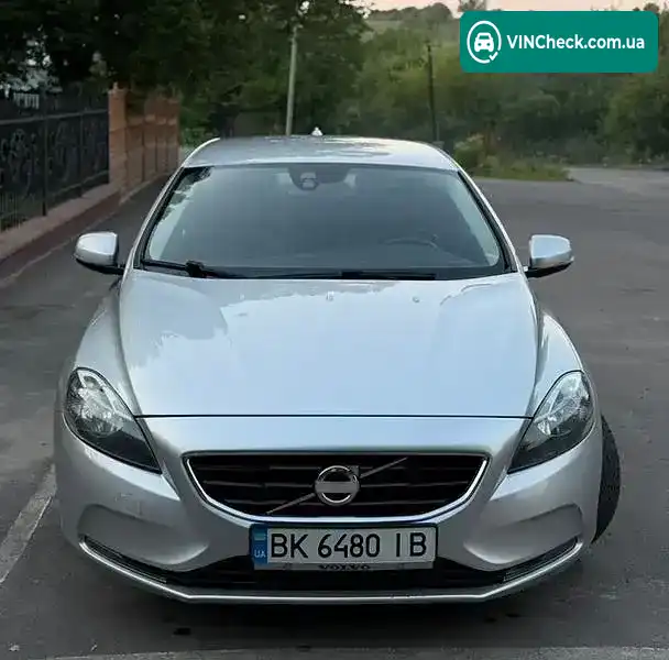 Volvo V40 2013, фото з оголошення 1 з 14, VIN YV1MV8481E2111868