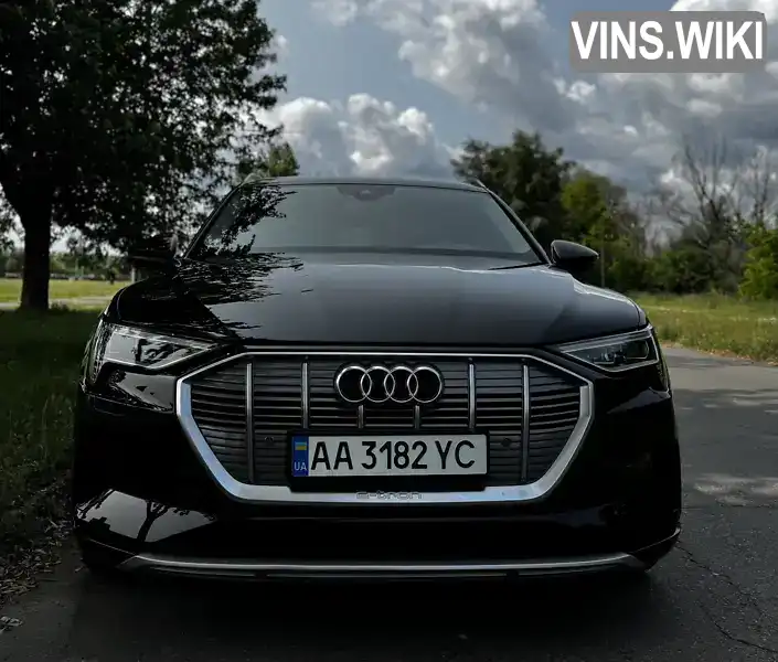 Audi e-tron 2019, фото з оголошення 1 з 14, VIN WAUZZZGEXLB012052
