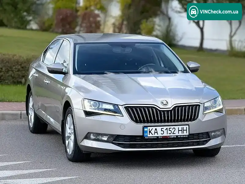 Skoda Superb 2018, фото з оголошення 2 з 20, VIN TMBAL8NP1JB300376