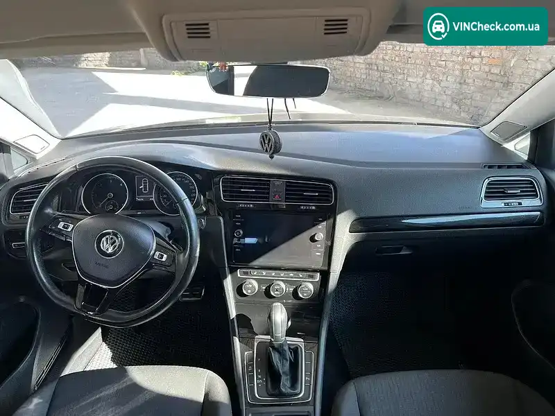 Volkswagen Golf 2018, фото з оголошення 2 з 20, VIN WVWZZZAUZJP573233