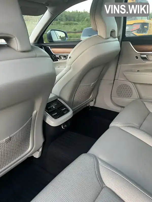 Volvo V90 2018, фото з оголошення 2 з 10, VIN YV1102GL4K1089983