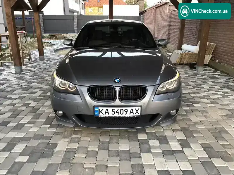 BMW 5 Series 2009, фото з оголошення 2 з 20, VIN WBADD11050BN44053