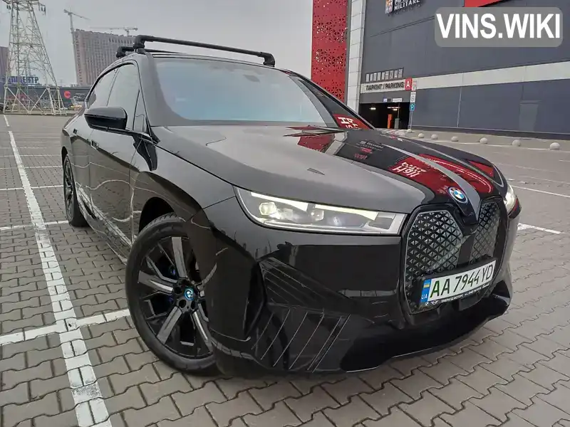 BMW iX 2023, фото з оголошення 1 з 21, VIN WBY21CF090CP09327