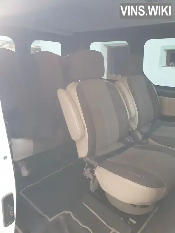 Renault Trafic 2006, фото з оголошення 1 з 8, VIN VF1FLAHA67Y171966