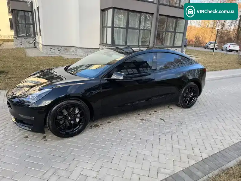 Tesla Model 3 2023, фото з оголошення 2 з 21, VIN 5YJ3E1EA9PF589115