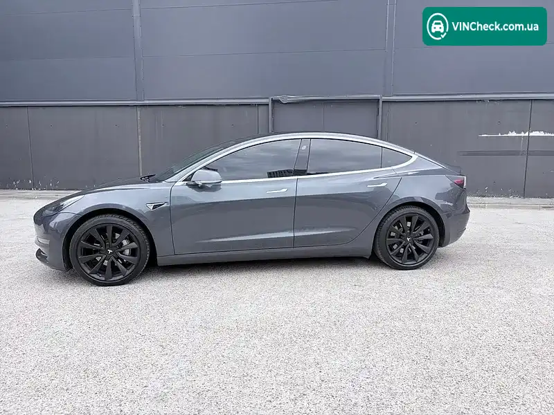 Tesla Model 3 2018, фото з оголошення 2 з 20, VIN 5YJ3E1EA4JF044172
