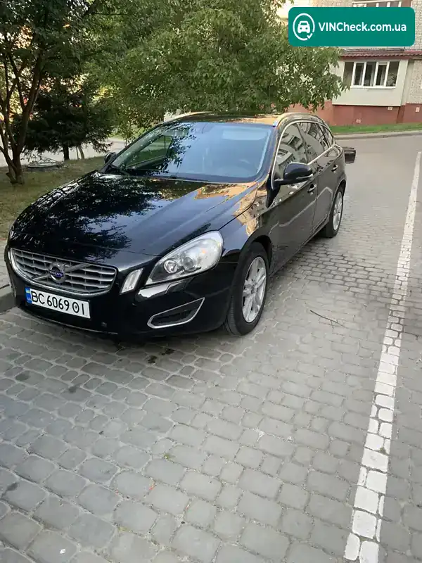 Volvo V60 2013, фото з оголошення 2 з 20, VIN YV1FW8756D1096507