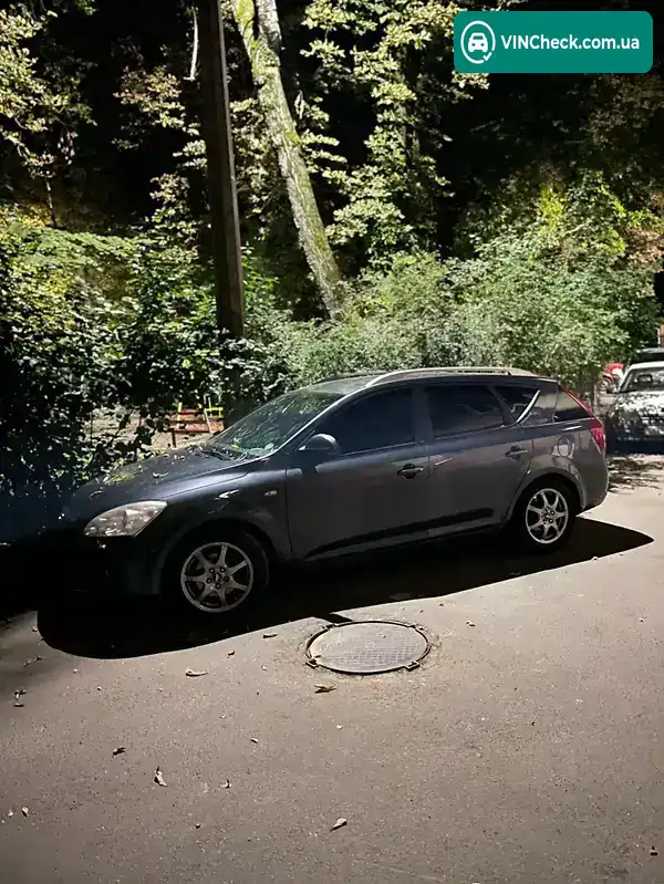 Kia Ceed 2009, фото з оголошення 2 з 9, VIN U5YFF52429L098241