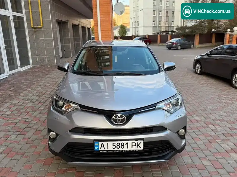 Toyota RAV4 2017, фото з оголошення 2 з 20, VIN JTMRDREV90J030743