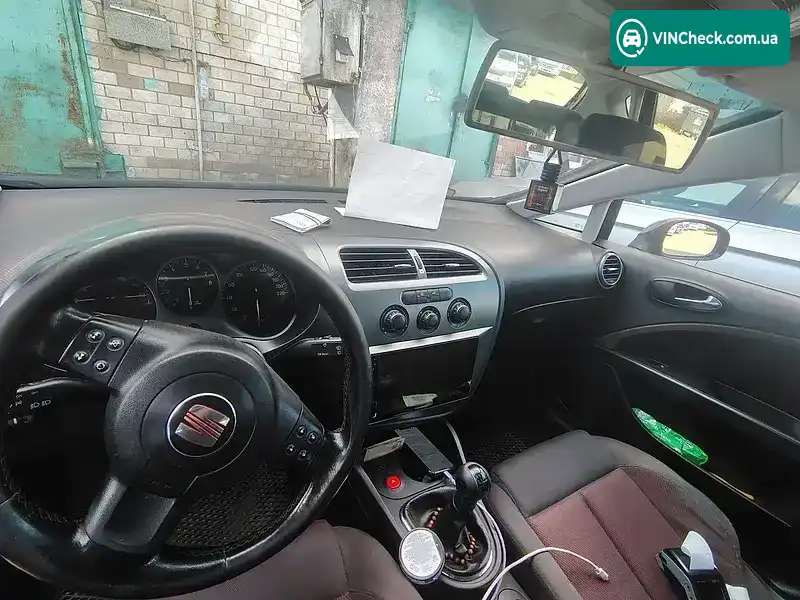 SEAT Leon 2006, фото з оголошення 2 з 12, VIN VSSZZZ1PZ7R056767