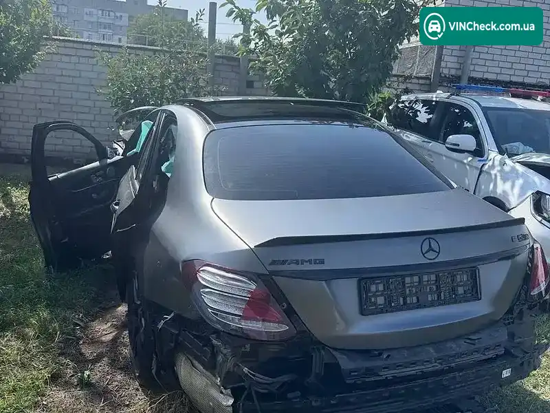 Mercedes-Benz E-Class 2018, фото з оголошення 2 з 10, VIN WDDZF8KB8JA480020