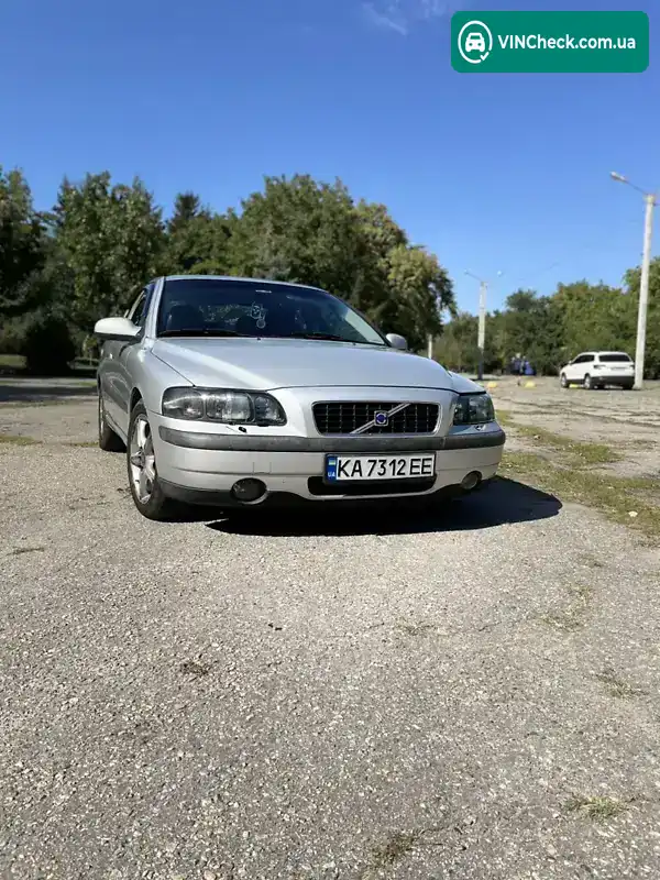 Volvo S60 2000, фото з оголошення 2 з 9, VIN YV1RS58K912000791