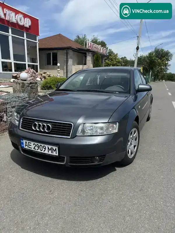 Audi A4 2002, фото з оголошення 1 з 8, VIN WAUZZZ8EX2A296124