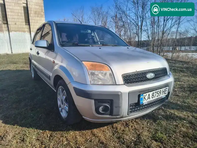 Ford Fusion 2007, фото з оголошення 1 з 14, VIN WF0UXXGAJU7T64715