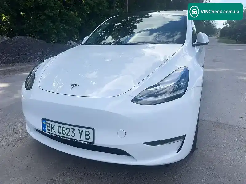 Tesla Model Y 2023, фото з оголошення 1 з 20, VIN 7SAYGDEE1PA060777