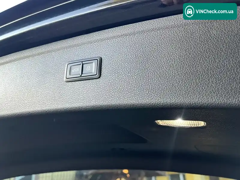 Audi Q5 2017, фото з оголошення 2 з 20, VIN WA1BNAFY3J2015640