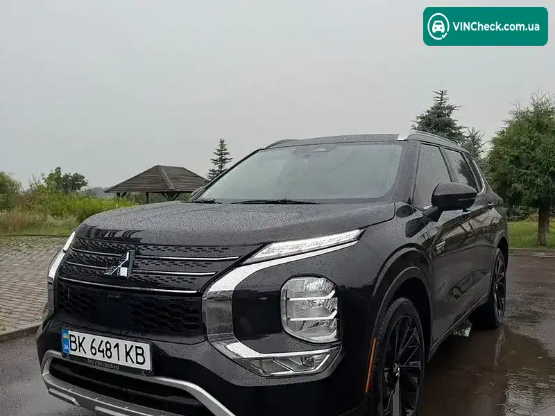 Mitsubishi Outlander 2024, фото з оголошення 2 з 20, VIN JA4T5VA91SZ604089