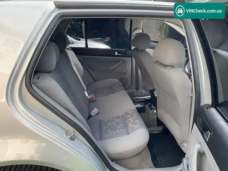 Volkswagen Golf 1999, фото з оголошення 2 з 12, VIN WVWAC21J7XW490863