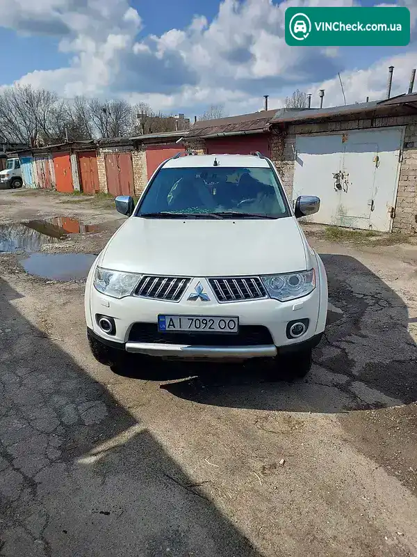 Mitsubishi Pajero Sport 2012, фото з оголошення 2 з 20, VIN MMCGYKH40CFZ04308
