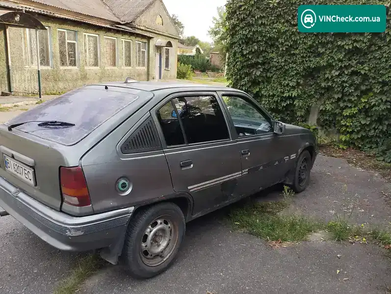 Opel Kadett 1986, фото з оголошення 1 з 9, VIN W0L000034G5037717