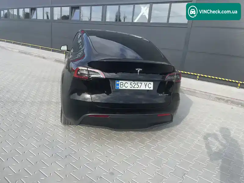 Tesla Model Y 2021, фото з оголошення 2 з 21, VIN 7SAYGDEE7NF316856