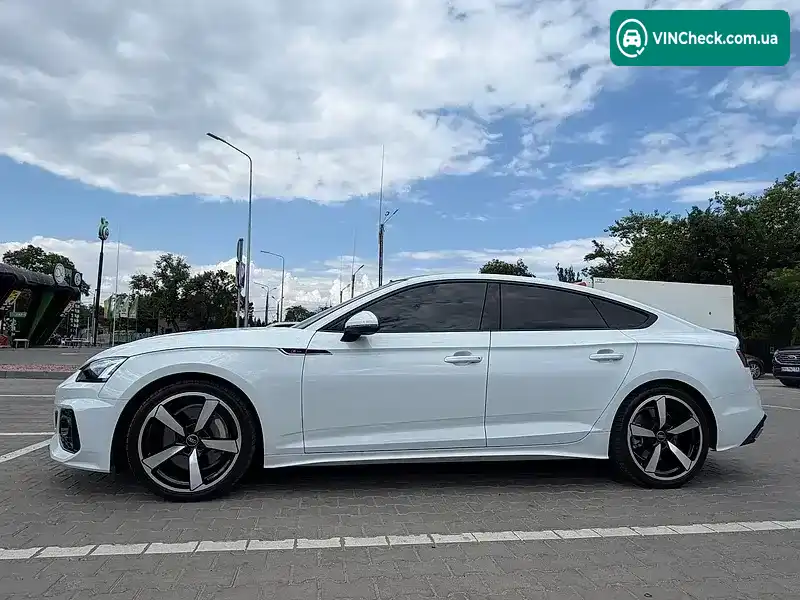 Audi A5 2024, фото з оголошення 2 з 20, VIN WAUFACF5XSA017376