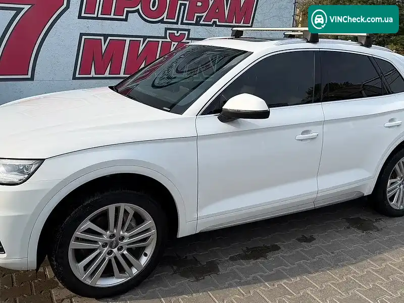 Audi Q5 2019, фото з оголошення 2 з 20, VIN WA1BNAFY3K2067609