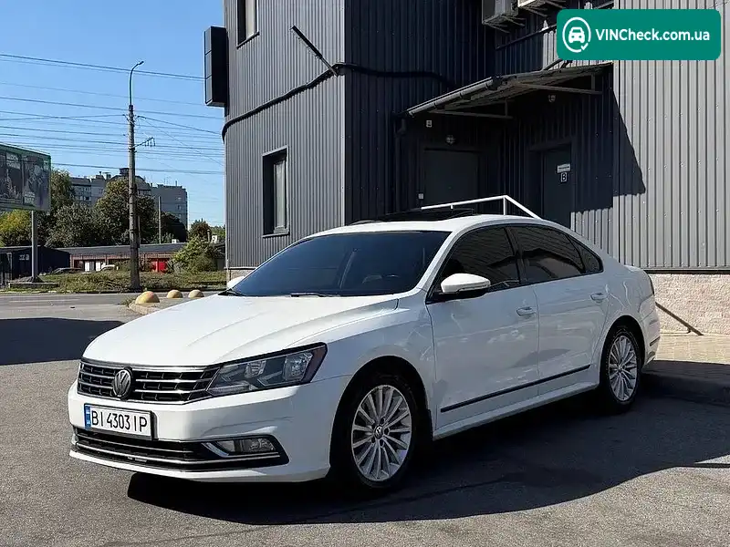 Volkswagen Passat 2015, фото з оголошення 1 з 20, VIN 1VWBS7A32GC016114