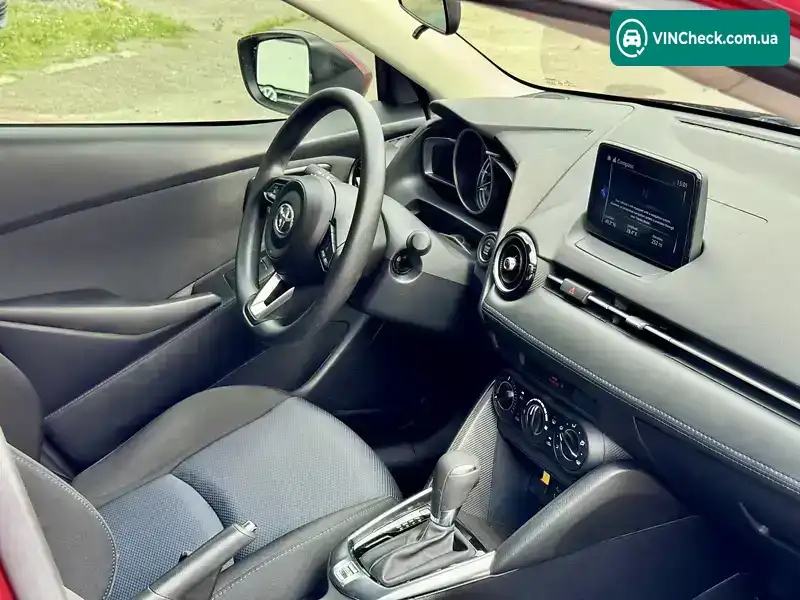 Toyota Yaris 2019, фото з оголошення 2 з 21, VIN 3MYDLBJV0LY705715