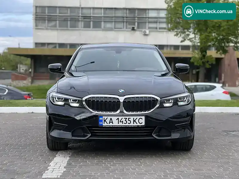 BMW 3 Series 2021, фото з оголошення 1 з 20, VIN WBA5F31080FK94861