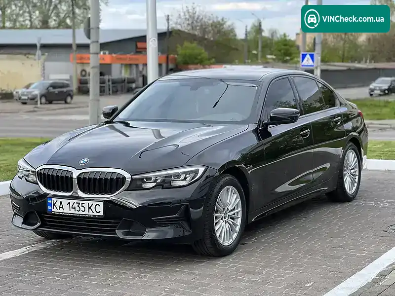 BMW 3 Series 2021, фото з оголошення 2 з 20, VIN WBA5F31080FK94861
