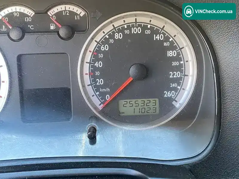 Volkswagen Bora 2000, фото з оголошення 2 з 7, VIN WVWZZZ1JZ1W253037